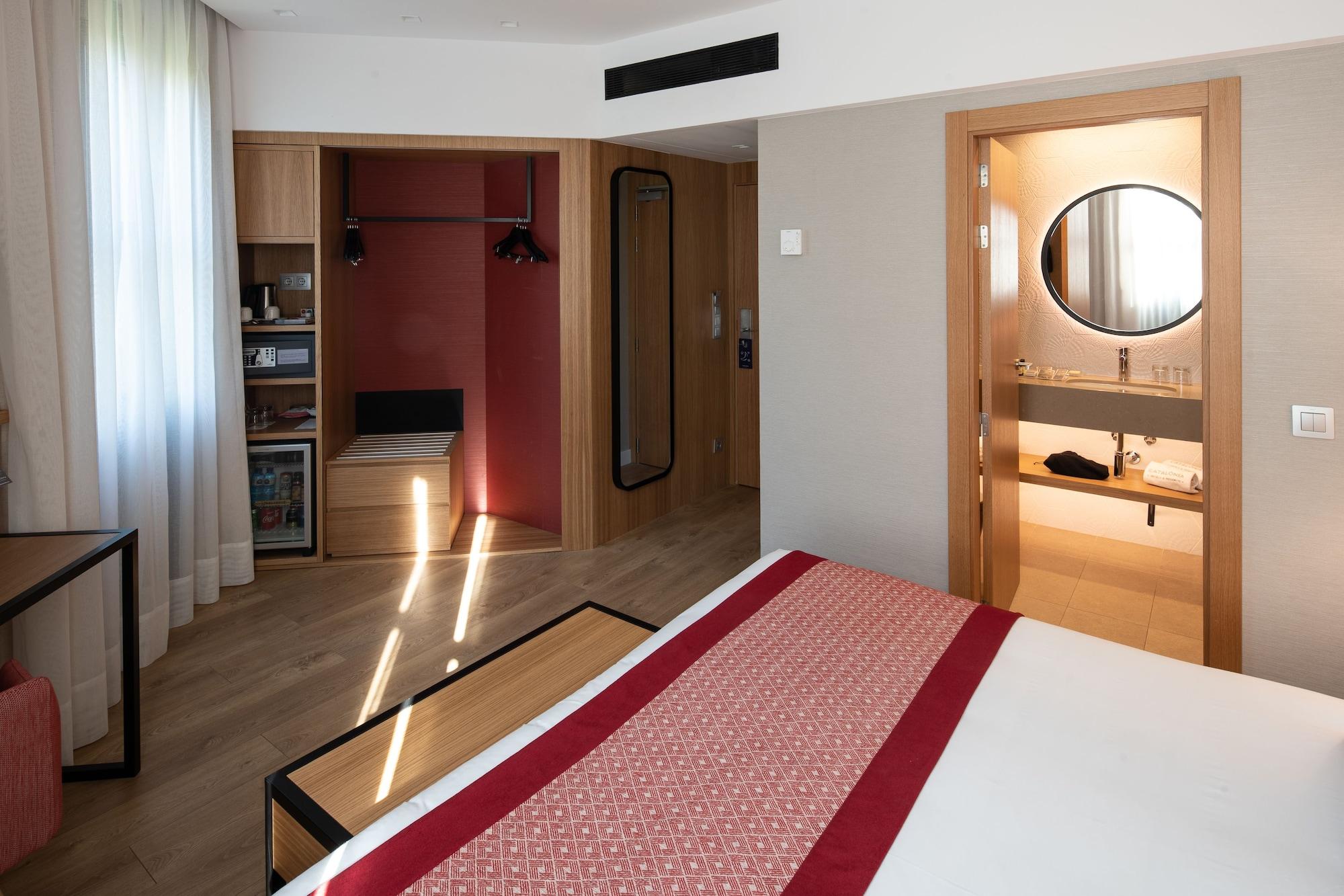Hotel Catalonia Eixample 1864 Barcellona Esterno foto