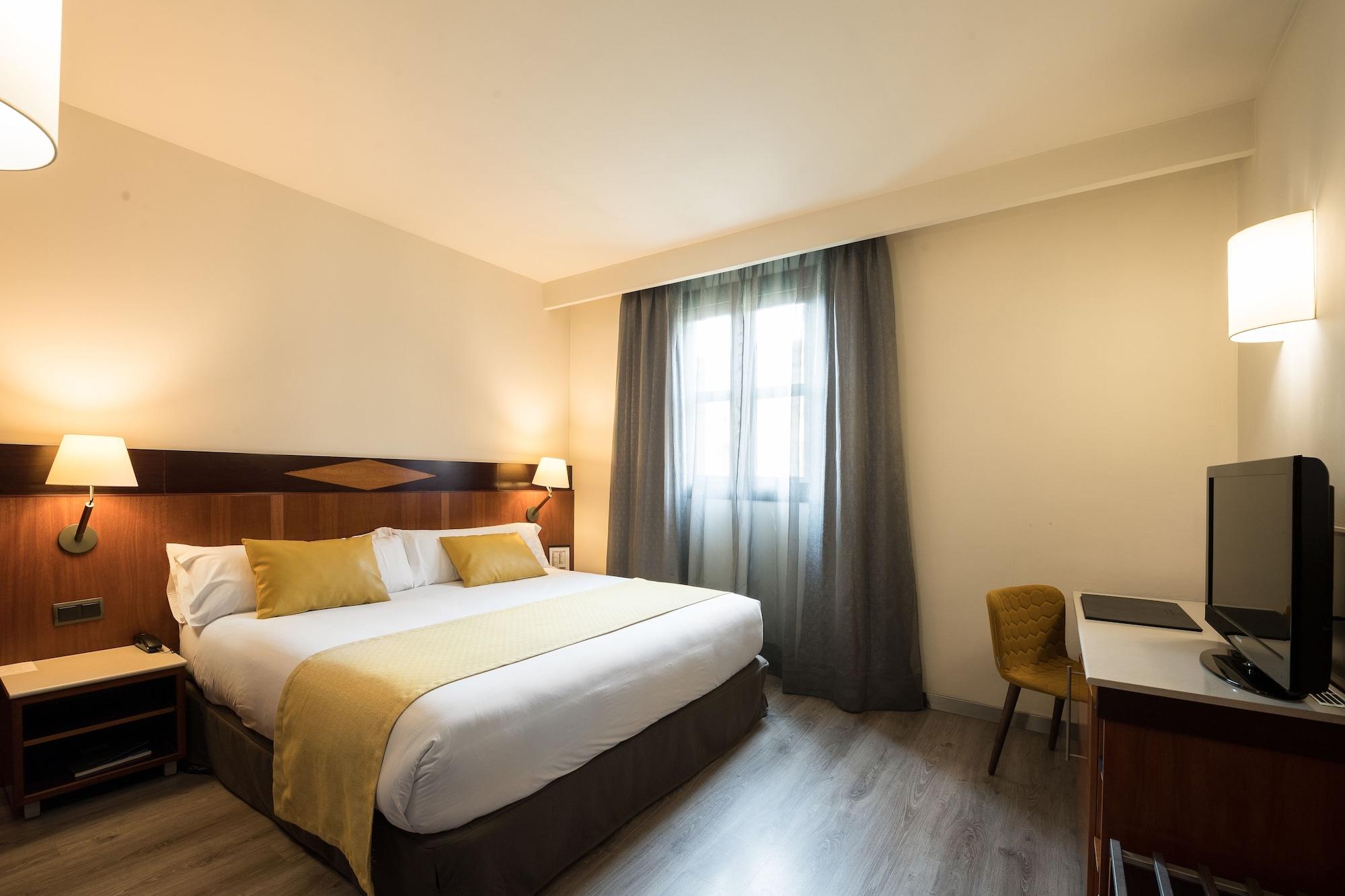 Hotel Catalonia Eixample 1864 Barcellona Esterno foto